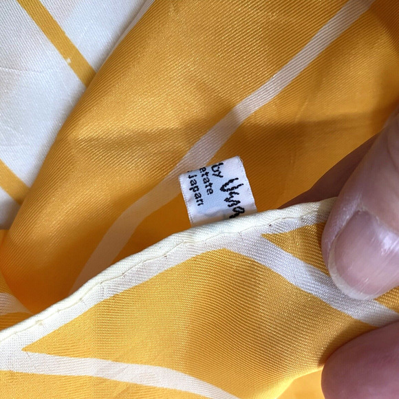 Vintage VERA Neumann Scarf Yellow & White Geometric Mod Made in Japan Rectangle - Picture 6 of 7